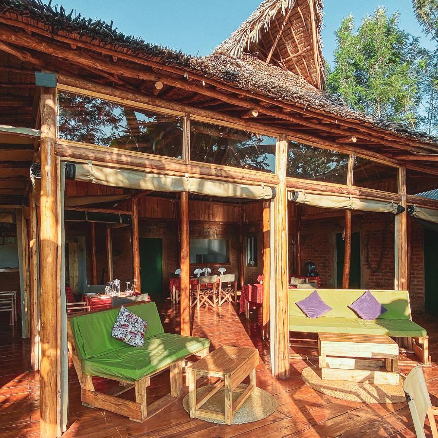 Foresight Eco Lodge & Safari 카라투 외부 사진