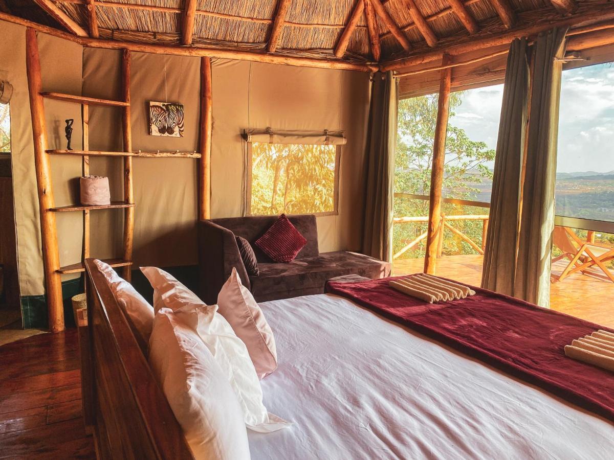 Foresight Eco Lodge & Safari 카라투 외부 사진